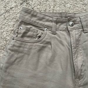 Beige denim short